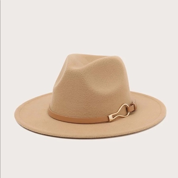 Accessories - NEW Beige fedora flat brim hat